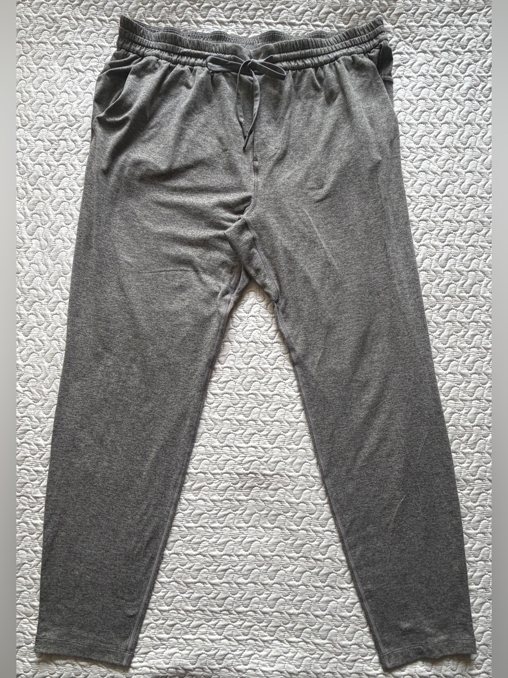 Lululemon Men’s XXL Heather Gray Technical Athletic Pants Drawstring Stretch